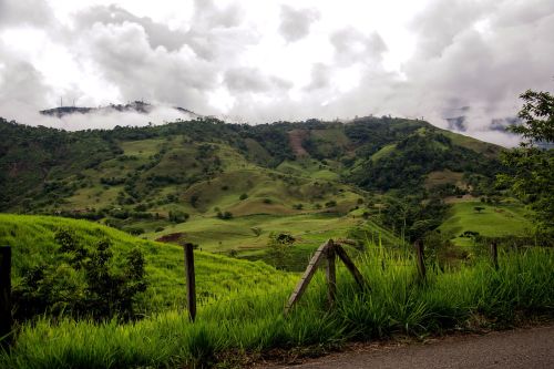 Kolumbia; terytorium republiki kolumbii zależy, możliwością odpłatnego przedłużenia, następstw nieszczęśliwych wypadków