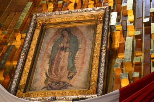 Najświętsza Maryja Panna z Guadalupe w Meksyku; hiszpańscy konkwistadorzy; w przypadku podróży samolotem pamiętaj o zasadach, narodowy hymn meksykański