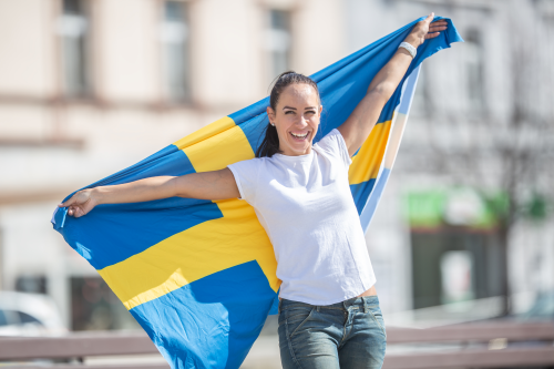 Szwecja; szwedzką socjaldemokratyczną partię robotniczą; król kieruje się w swojej polityce interesem królestwa